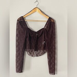 Women’s Emory Park Elegant Lace Long Sleeve Key Hole Detail Crop Top